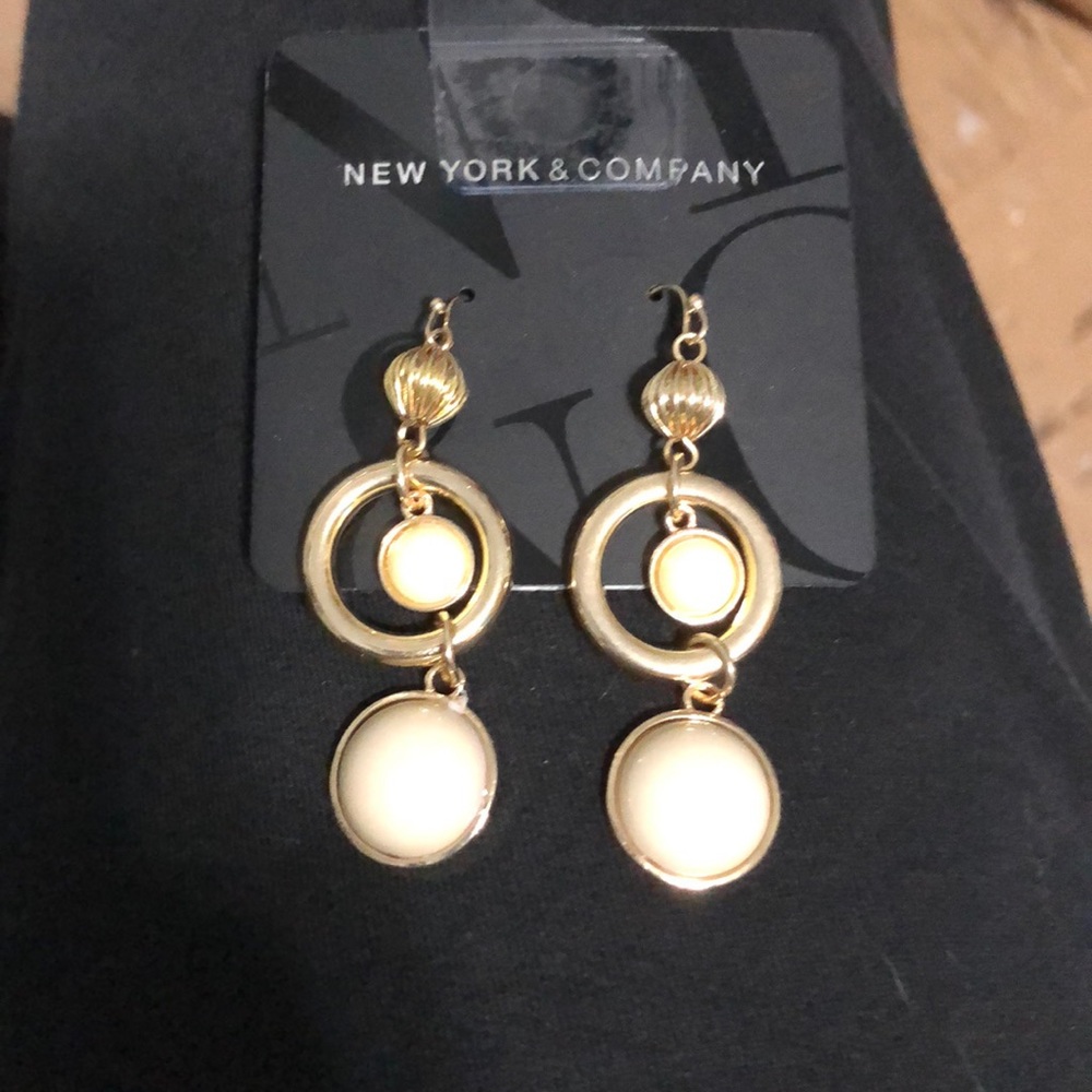 NWT New York & Company gold earrings